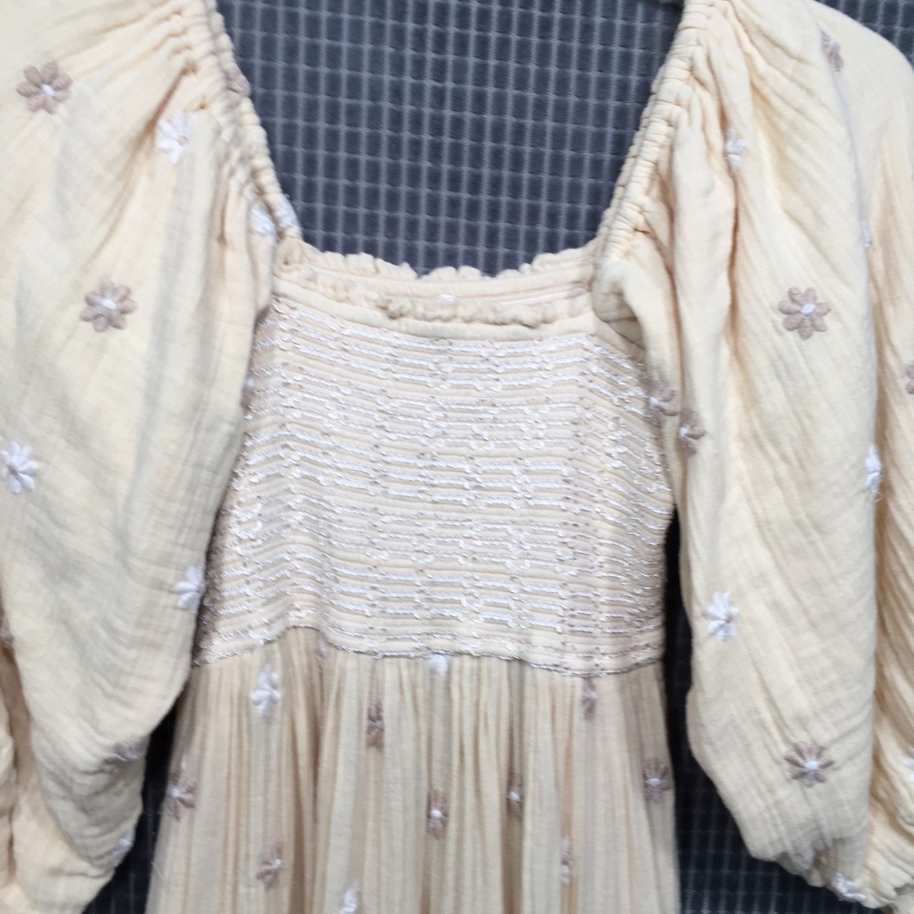 Free People Beige Embroidered Smocked Midi Dress Puff Sleeve Boho Floral Small - Picture 9 of 11
